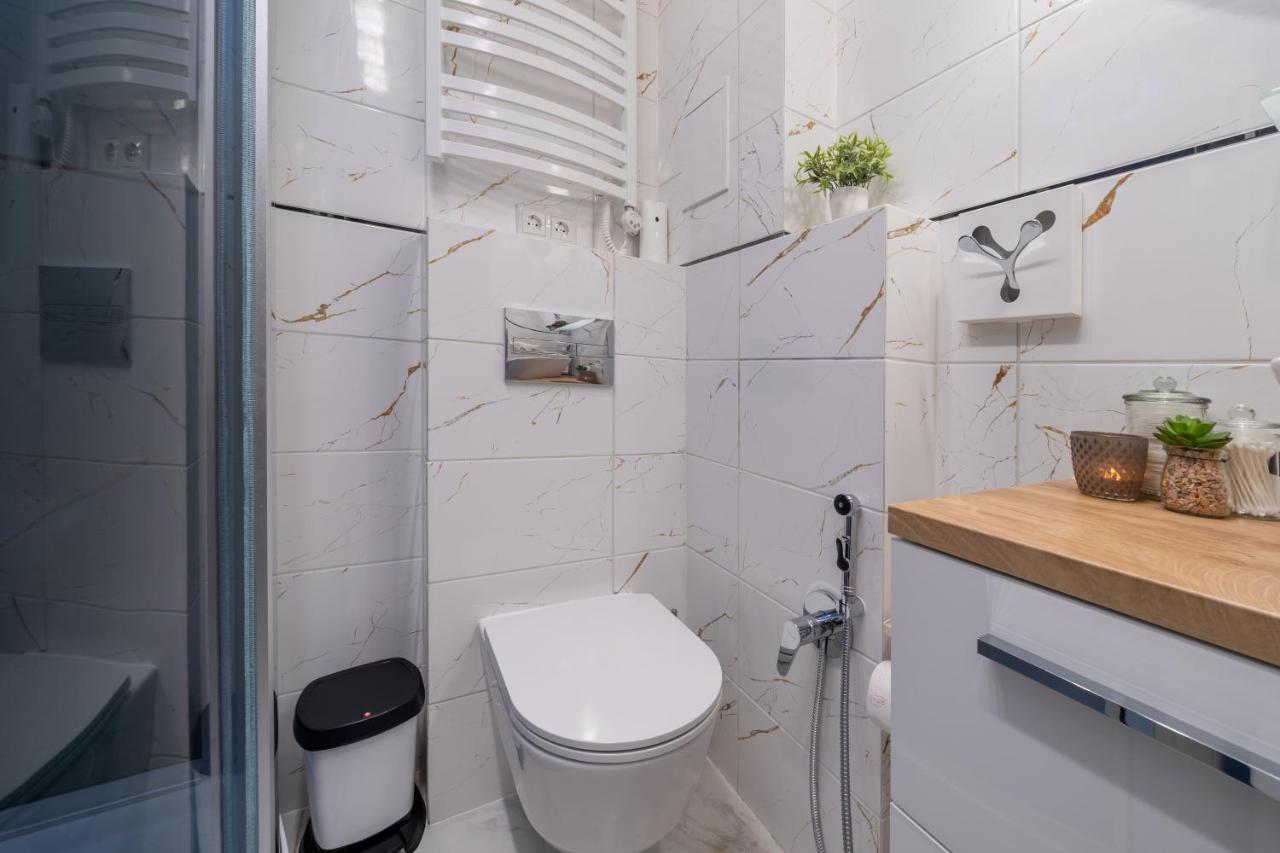 Apartamento Joya Mia - The Soul Of Riga & Free Parking Exterior foto