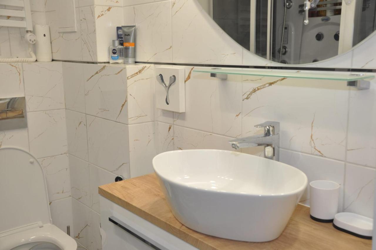 Apartamento Joya Mia - The Soul Of Riga & Free Parking Exterior foto
